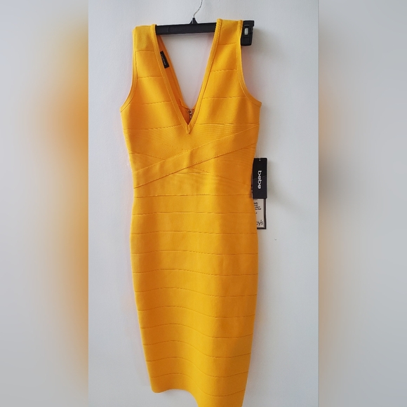 NWT BEBE DRESS - RIBBED STRETCH -YELLOW - Picture 2 of 5